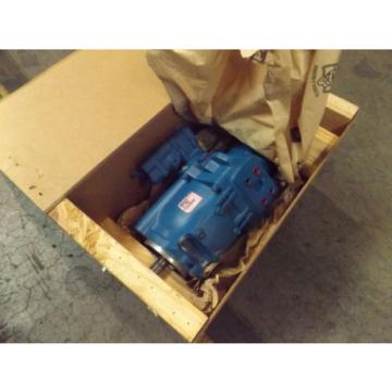 VOLVO LOADER STEERING HYDRAULIC PUMP VOE 11026949  EATON OEM L120C L150 L150C