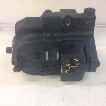 Sauer Danfoss Hydraulic Piston Pump Model #: LRR03DLS2014NNN3C2BGA6NAAANNNNNN