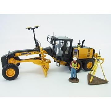 Komatsu motor graders GD655-5 Diecast with Topcon &amp; Figure 1/50 f/s Japan